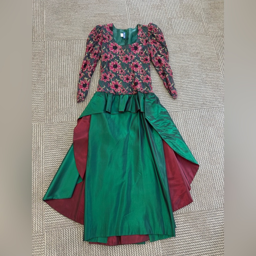 Vintage Fleur de Paris New Orleans Beaded Embroidered Silk Satin Gown, size S